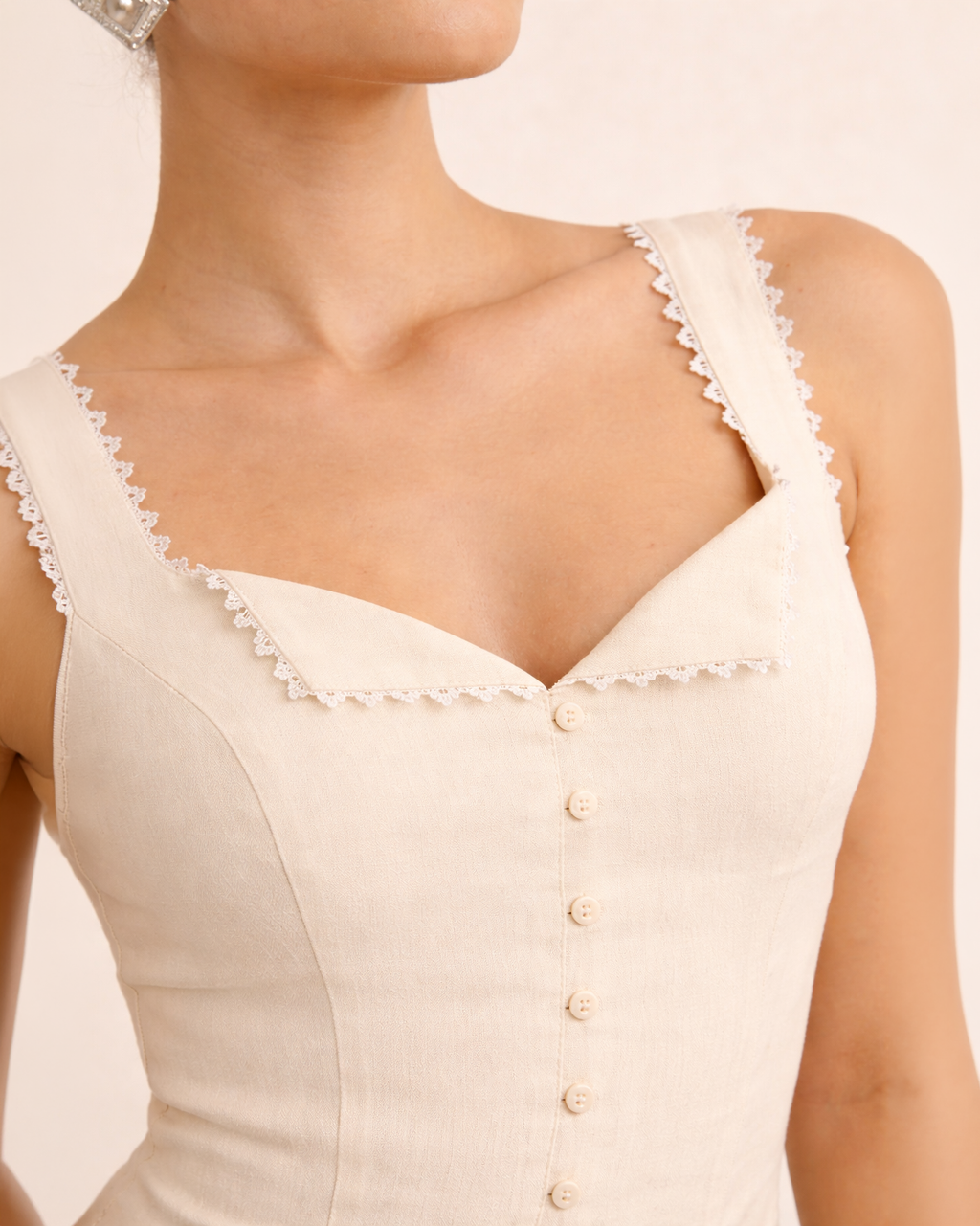 Elegant Scallop-Trim Corset Top